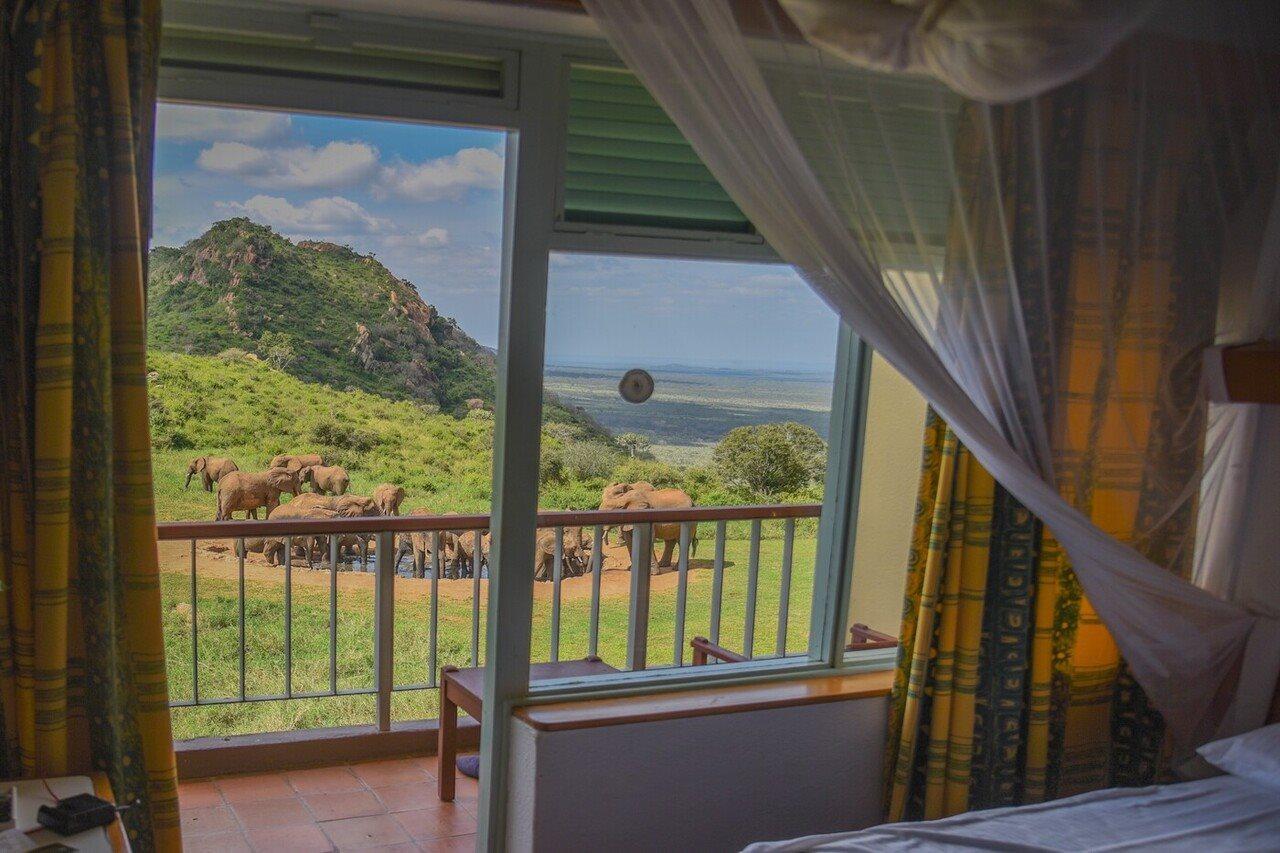 Ngulia Safari Lodge Tsavo Exterior photo